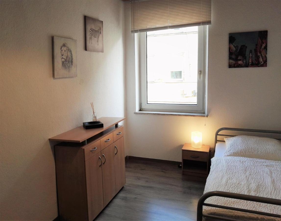 Privatzimmer Fuerth Zentrum Exteriör bild