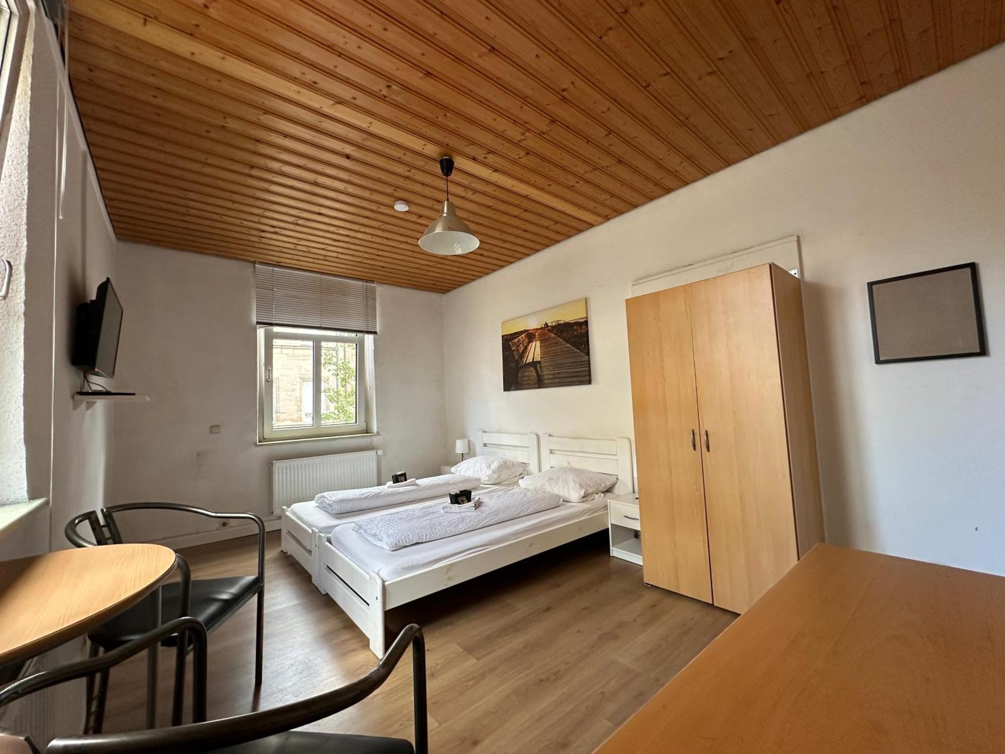 Privatzimmer Fuerth Zentrum Exteriör bild